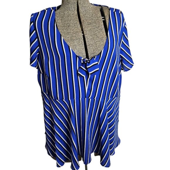 Torrid Striped Blouse 1X - Picture 3 of 8